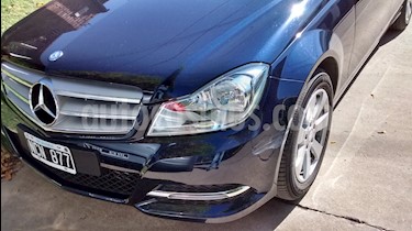foto Mercedes Benz Clase C C200 CGI Blue Efficiency 1.8L City usado (2013) color Azul precio u$s23.500