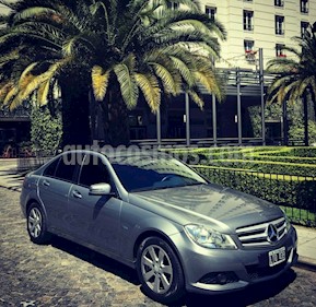 Foto venta Auto usado Mercedes Benz Clase C C200 CGI Blue Efficiency 1.8L (2012) color Gris precio $660.000
