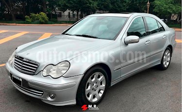 foto Mercedes Benz Clase C C200 K Elegance Aut usado (2006) color Gris Plata precio $500.000