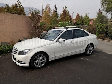 Mercedes Benz Clase C 180 usado (2013) color Blanco precio $8.700.000