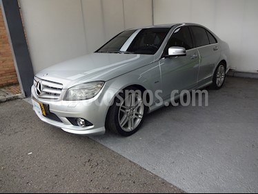 Mercedes Benz Clase C 250 CGI usado (2011) color Plata Iridio precio $51.990.000