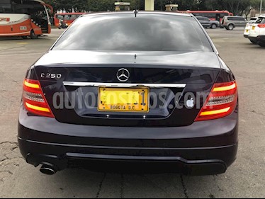 Mercedes Benz Clase C 250 CGI usado (2012) color Azul precio $60.000.000