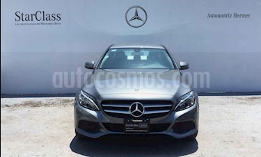 foto Mercedes Benz Clase C 180 Aut usado (2018) color Gris precio $379,900