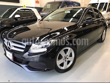 foto Mercedes Benz Clase C 4p C 180 L4/1.6/T Aut usado (2017) color Negro precio $355,000