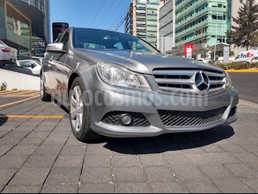 foto Mercedes Benz Clase C 180 CGI Aut NAVI usado (2013) color Plata Paladio precio $215,000