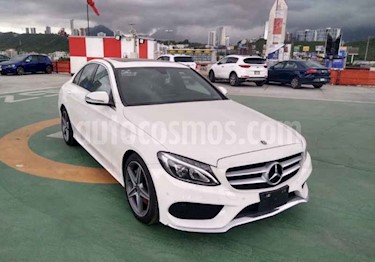 foto Mercedes Benz Clase C 250 CGI Coupé usado (2018) color Blanco precio $619,900