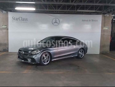 foto Mercedes Benz Clase C 4p C 300 Coupe L4/2.0/T Aut usado (2019) color Gris precio $719,000