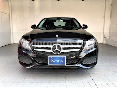 foto Mercedes Benz Clase C 4p C 180 L4/1.6/T Aut usado (2016) color Negro precio $317,000