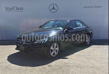 foto Mercedes Benz Clase C 4p C 180 L4/1.6/T Aut usado (2018) color Negro precio $419,900