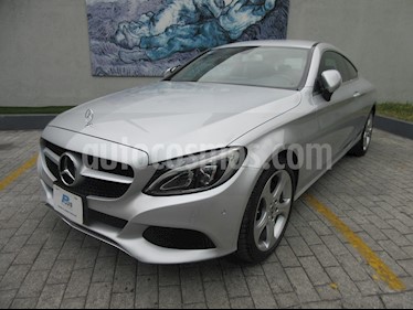 foto Mercedes Benz Clase C 200 Coupé Aut usado (2018) color Plata precio $539,000