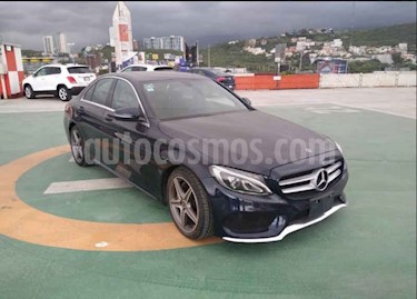 foto Mercedes Benz Clase C 250 CGI Coupé usado (2018) color Azul precio $619,900