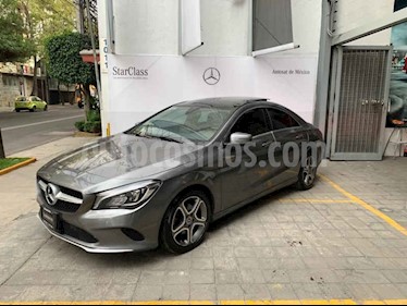 foto Mercedes Benz Clase CLA 200 CGI Sport usado (2019) color Gris precio $510,000