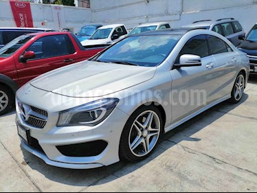 Foto venta Auto usado Mercedes Benz Clase CLA 250 CGI Sport (2015) color Plata precio $355,000