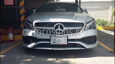 foto Mercedes Benz Clase CLA 250 CGI Sport usado (2017) color Plata precio $440,000