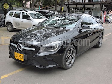 foto Mercedes Benz Clase CLA 200 usado (2015) color Negro precio $74.900.000