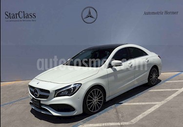 foto Mercedes Benz Clase CLA 250 CGI Sport usado (2018) color Blanco precio $499,900
