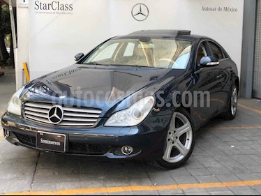 Mercedes Benz Clase CLS 4p CLS 500 aut usado (2007) color Gris precio $205,000