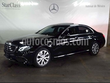 foto Mercedes Benz Clase E 200 CGI Exclusive usado (2017) color Negro precio $545,000