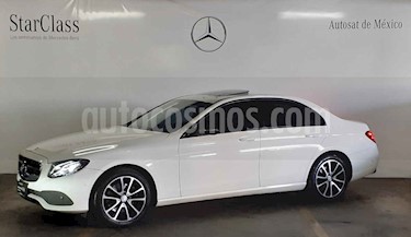foto Mercedes Benz Clase E 250 Avantgarde usado (2017) color Blanco precio $599,000