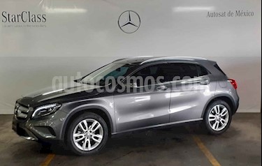 foto Mercedes Benz Clase GLA 200 CGI Sport Aut usado (2017) color Gris precio $399,000