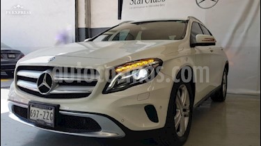 Foto venta Auto usado Mercedes Benz Clase GLA 200 CGI Sport Aut (2015) color Blanco precio $295,000