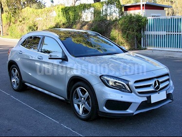 foto Mercedes Benz Clase GLA 250 Urban 4Matic AMG Line usado (2016) color Gris Montaña precio u$s36.500