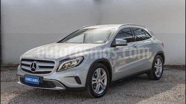 Foto venta Auto usado Mercedes Benz Clase GLA 250 Urban 4Matic (2015) color Gris Claro precio u$s29.900