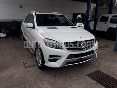 foto Mercedes Benz Clase M ML 350 CGI Sport AMG usado (2013) color Blanco precio $350,000
