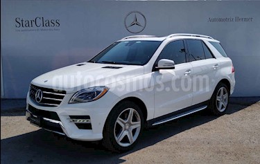 foto Mercedes Benz Clase M ML 350 Sport AMG usado (2015) color Blanco precio $494,900