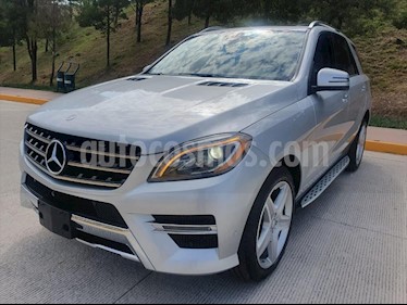 Mercedes Benz Clase M ML 350 CGI Sport AMG usado (2014) color Plata precio $399,000