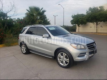 foto Mercedes Benz Clase M ML 350 CGI usado (2013) color Plata precio $354,000