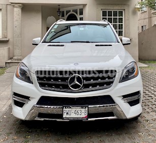 foto Mercedes Benz Clase M ML 350 Sport AMG Paq Confort usado (2014) color Blanco precio $395,000