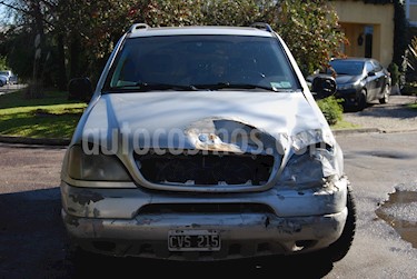 Foto Mercedes Benz M ML 320 Aut usado (1999) color Gris precio $300.000