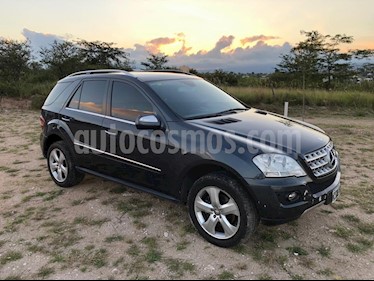 Foto venta Auto usado Mercedes Benz M ML 350 Sport CDI (2010) color Gris Oscuro precio $1.050.000