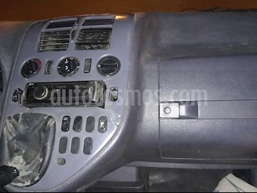 Foto Mercedes Benz Vito 2.2 CDI TD usado (2001) color Blanco precio $420.000