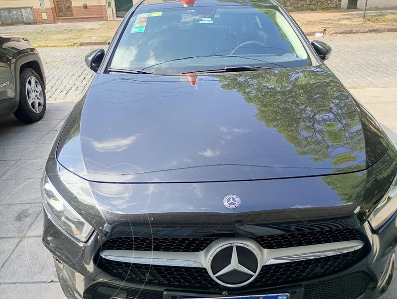 Foto Mercedes Clase A Hatchback 200 Progressive Aut usado (2019) color Negro Noche precio u$s39.000