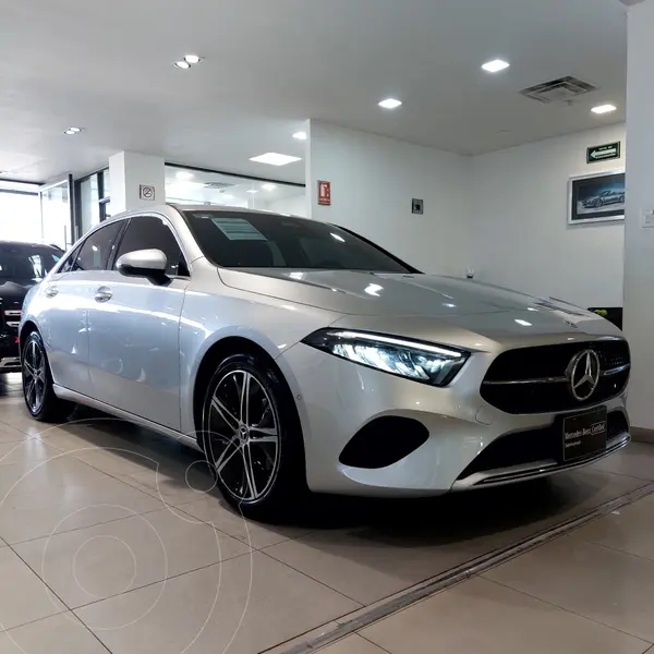 Foto Mercedes Clase A Sedan 200 Progressive usado (2024) color Plata Polar precio $775,000
