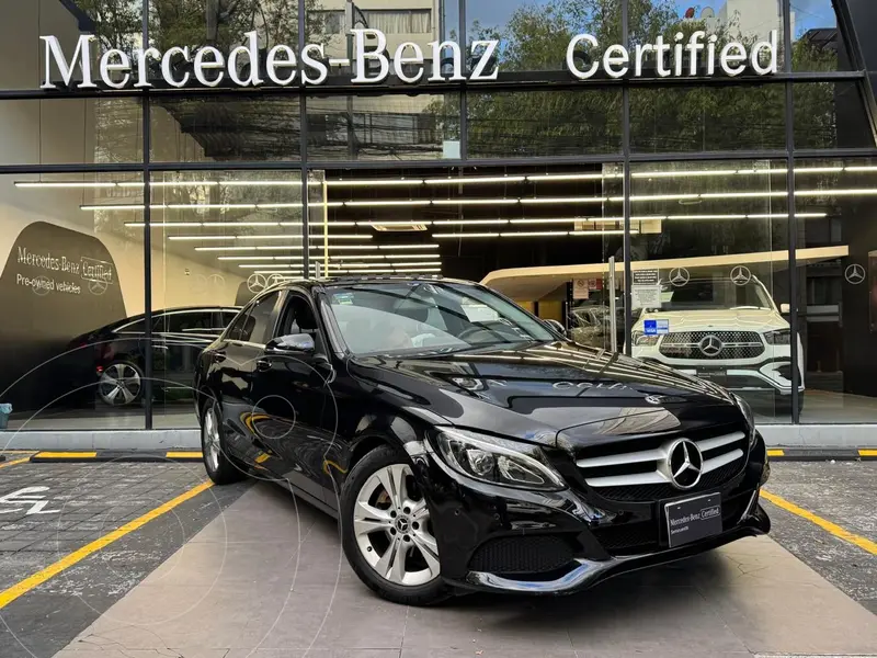 Foto Mercedes Clase C Sedan 200 CGI Exclusive Aut usado (2018) color Negro precio $325,000