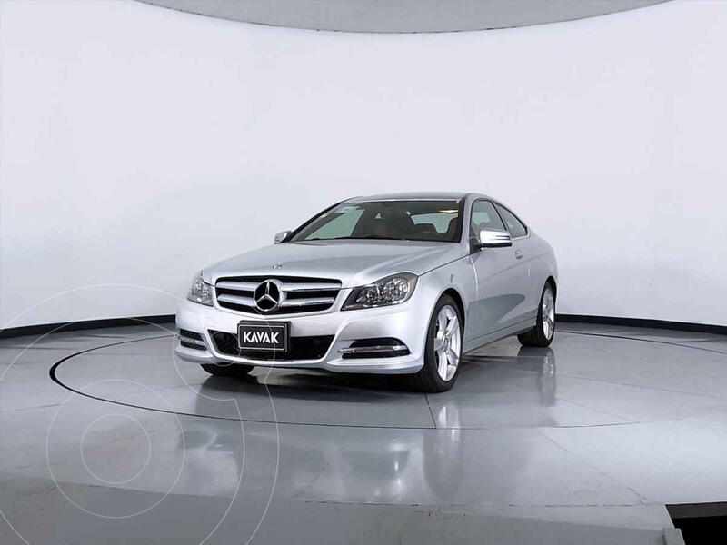Foto Mercedes Clase C Sedan 180 CGI Aut usado (2014) color Plata precio $284,999