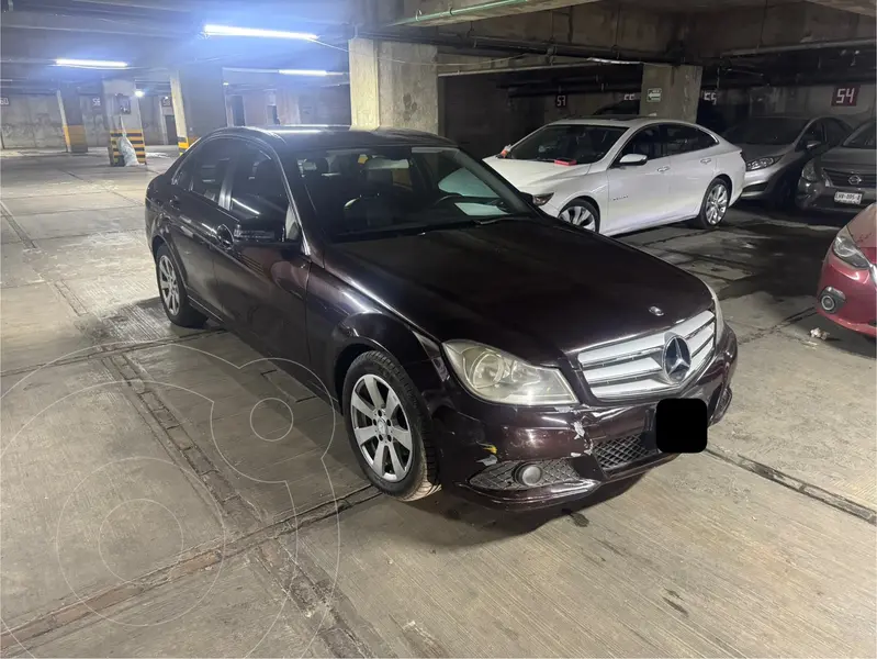 Foto Mercedes Clase C Sedan 180 CGI Aut usado (2012) color Marron precio $120,000