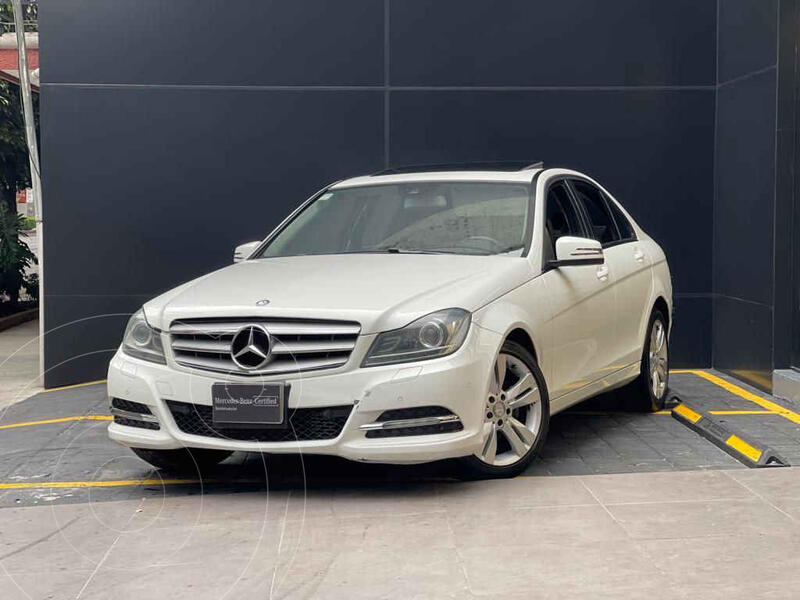 Foto Mercedes Clase C Sedan 200 CGI Exclusive Plus Aut usado (2014) color Blanco precio $280,000