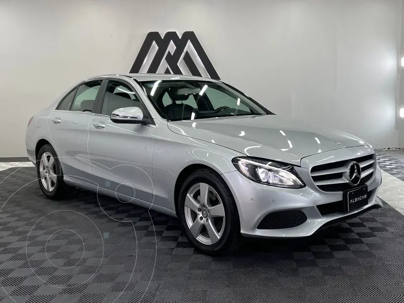 Foto Mercedes Clase CL 500 CGI usado (2018) color plateado precio $338,999
