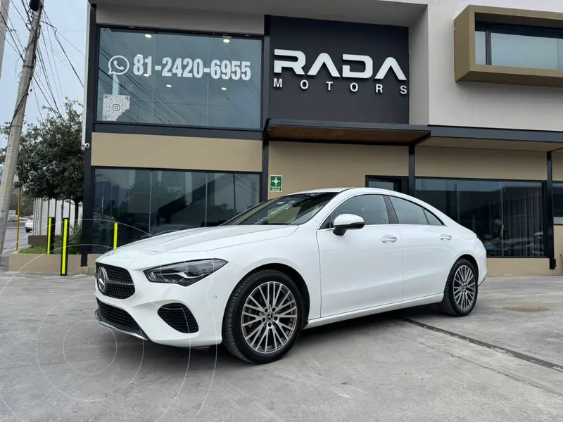 Foto Mercedes Clase CLA 200 Progressive usado (2024) color Blanco precio $765,800