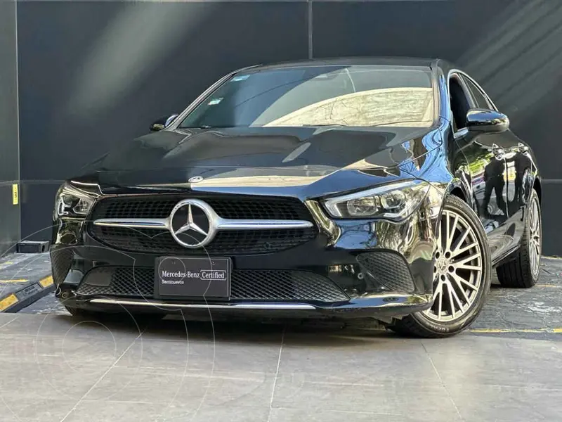 Foto Mercedes Clase CLA 200 Progressive usado (2020) color Negro precio $715,000