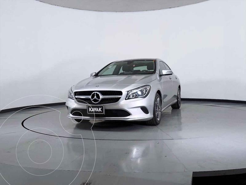 Foto Mercedes Clase CLA 200 CGI usado (2019) color Negro precio $557,999