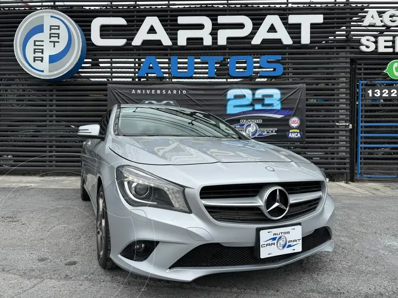 Foto Mercedes Clase CLA 200 CGI Sport usado (2016) color plateado precio $279,000