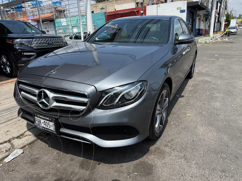 Foto Mercedes Clase E Sedan 200 CGI Avantgarde usado (2019) color Gris precio $489,900