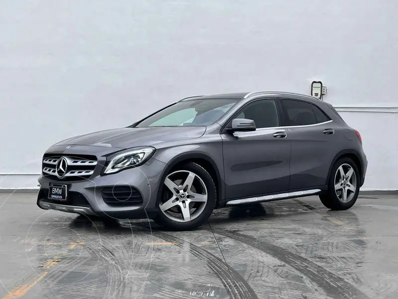 Foto Mercedes Clase GLA 250 CGI Sport Aut usado (2020) color Gris financiado en mensualidades(enganche $120,780 mensualidades desde $11,915)