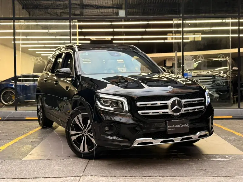 Foto Mercedes Clase GLB 200 Progressive usado (2023) color Negro precio $760,000