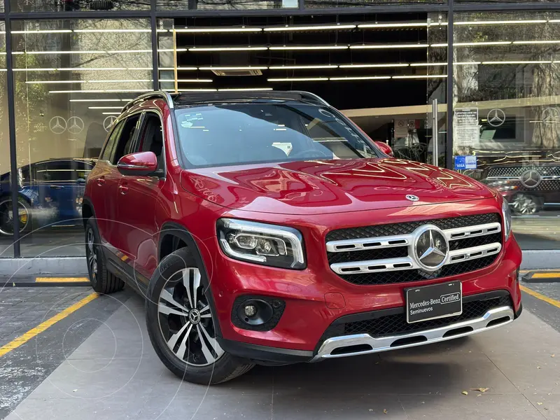 Foto Mercedes Clase GLB 250 Progressive 4MATIC usado (2022) color Rojo precio $690,000
